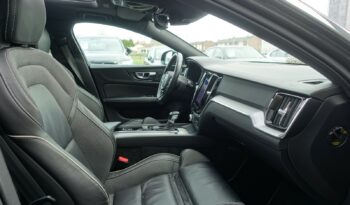 VOLVO V 60 D3 2.0 L GEARTRONIC 150CH R-DESIGN complet