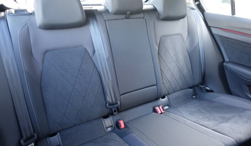 VOLKSWAGEN GOLF VIII HYBRIDE RECHARGEABLE 204 CH  STYLE complet