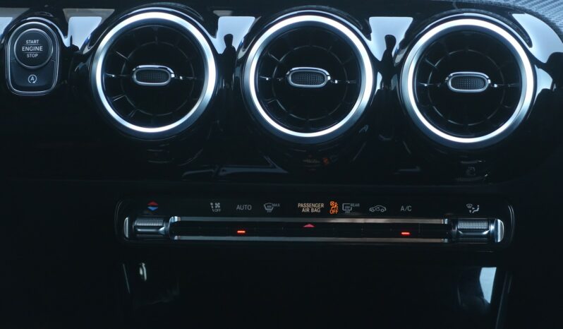 MERCEDES CLASSE A 180D 7G-DCT complet