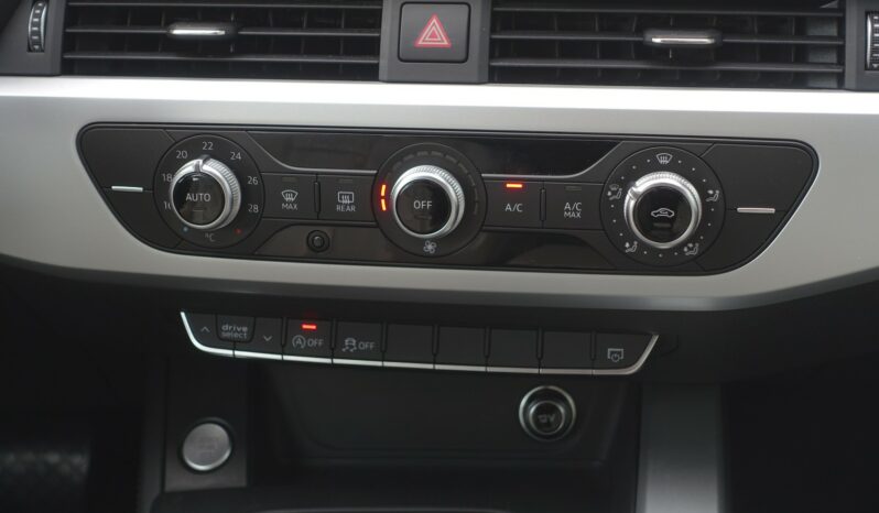 AUDI A4 AVANT 2.0L TDI S-TRONIC 150 CH complet