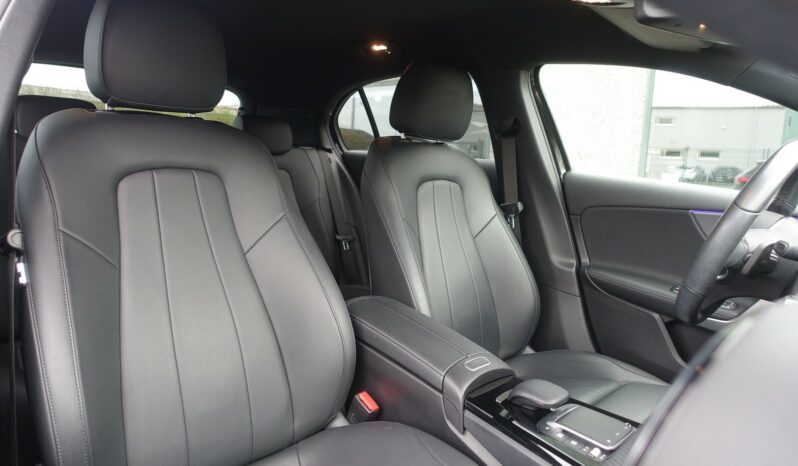 MERCEDES CLASSE A 180d 8G-DCT complet