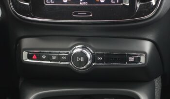 VOLVO XC 40 D3 2.0 L GEARTRONIC 150 CH  MOMENTUM complet