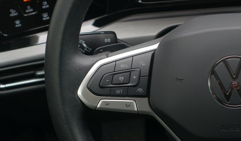 VOLKSWAGEN GOLF VIII HYBRIDE RECHARGEABLE 204 CH  STYLE complet