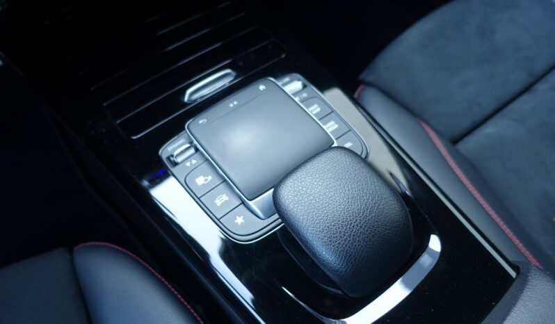 MERCEDES CLASSE CLA 250 E HYBRIDE RECHARGEABLE  AMG-LINE complet