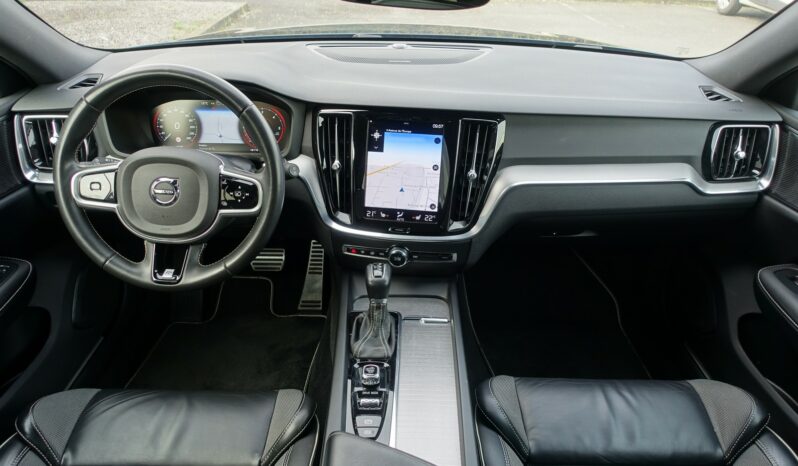 VOLVO V 60 D3 2.0 L GEARTRONIC 150CH R-DESIGN complet