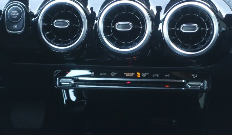 MERCEDES CLASSE A 180D 7G-DCT complet