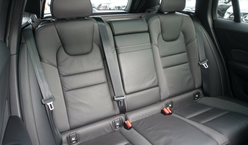 VOLVO V 60 D3 2.0 L GEARTRONIC 150CH R-DESIGN complet