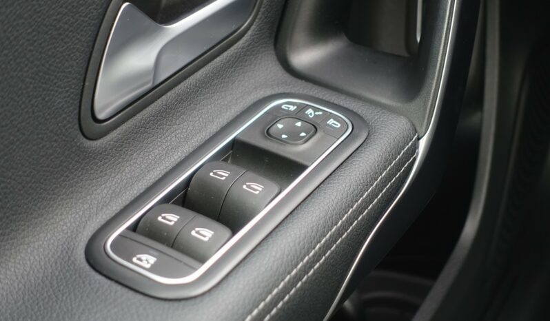 MERCEDES CLASSE A 250 E BERLINE 218 CH EQ POWER HYBRIDE 8G-DCT complet