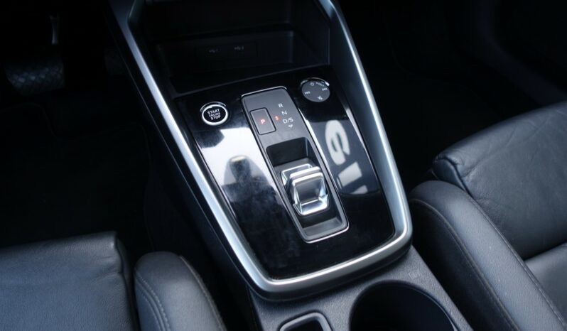 AUDI A3 SPORTBACK 40 TFSI E TRON S-TRONIC 204 CH HYBRIDE RECHARGEABLE S-LINE complet