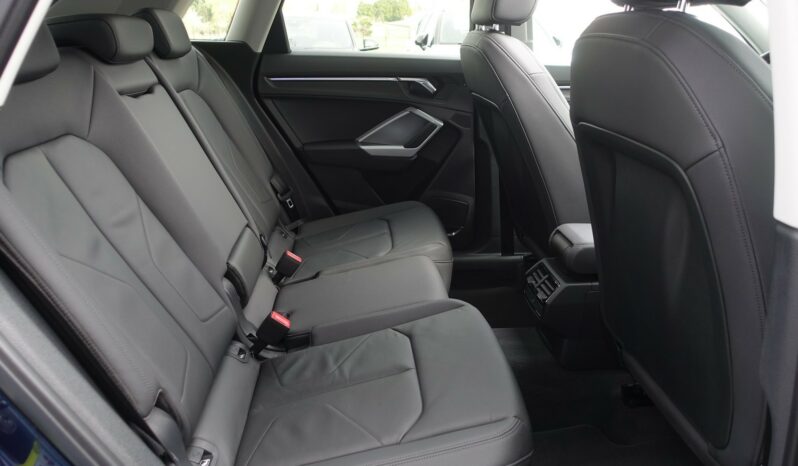 AUDI Q3 35 TDI 150 CH S-TRONIC complet