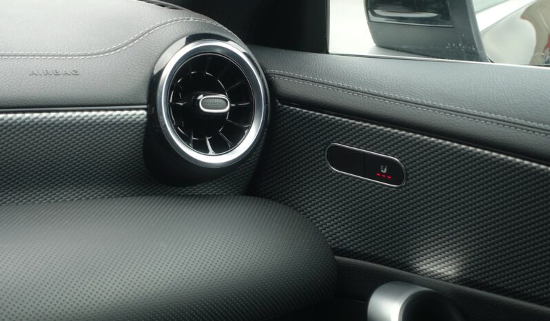 MERCEDES CLA 180D SHOOTING BRAKE 8G-DCT complet