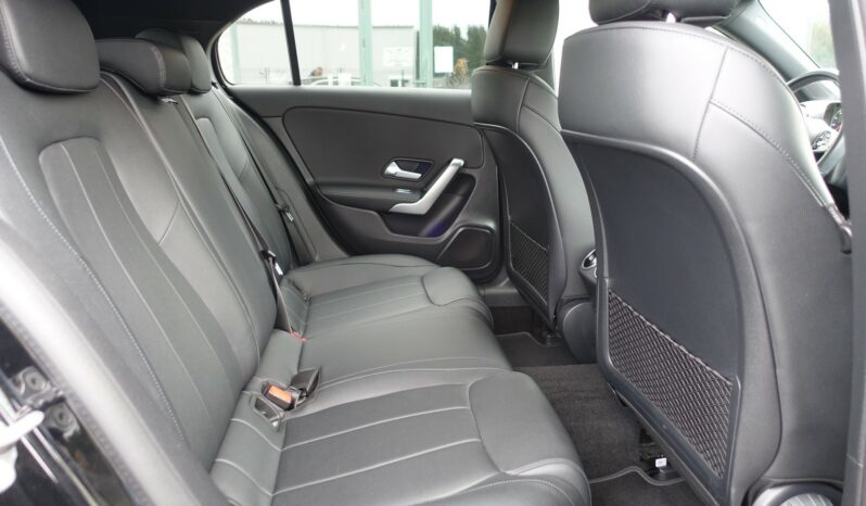 MERCEDES CLASSE A 180d 8G-DCT complet