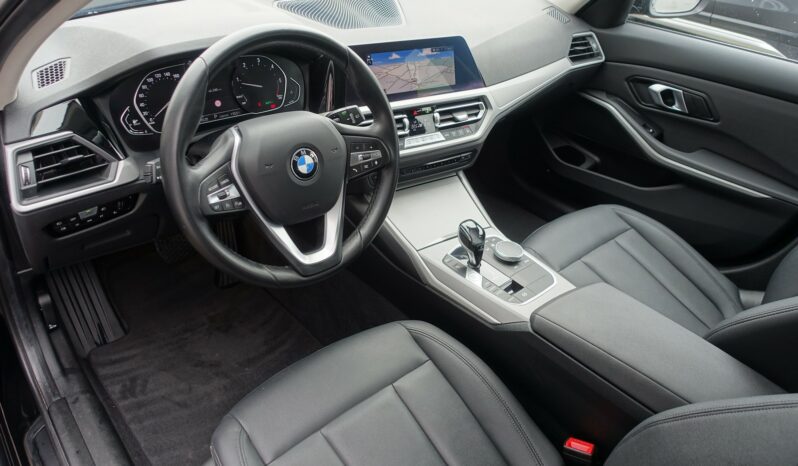 BMW 318 DA TOURING SERIE 3 MHEV BVA complet