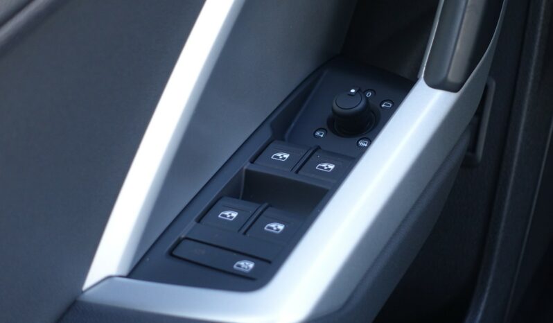 AUDI Q3 35 TDI 150 CH S-TRONIC complet