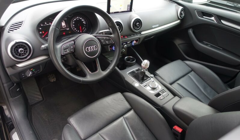 AUDI A3 SPORTBACK 30 TFSI  S-LINE complet
