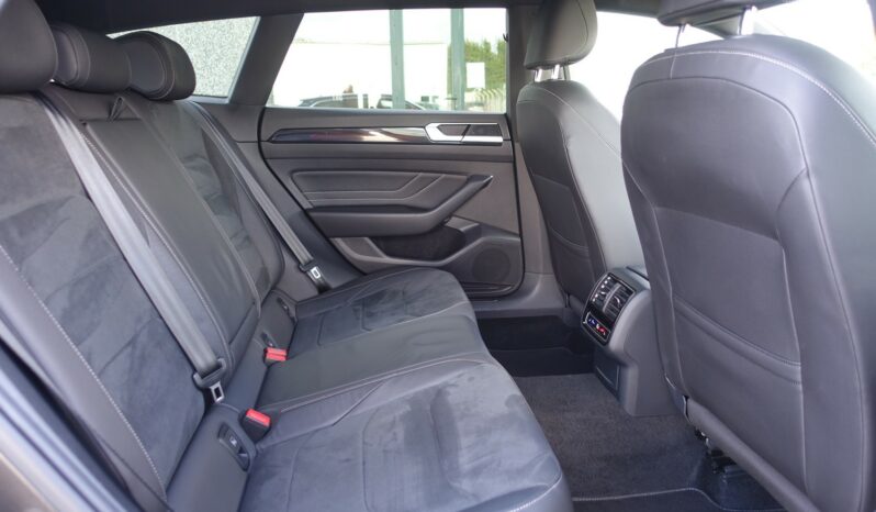 VOLKSWAGEN ARTÉON SHOOTINGBRAKE EHYBRIDE 218 CH DSG R-LINE complet
