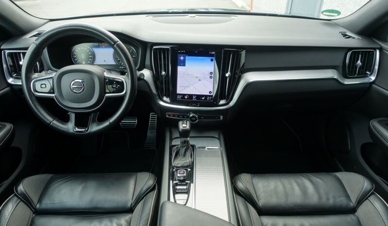 VOLVO V 60 D3 2.0 L GEARTRONIC 150CH R-DESIGN complet