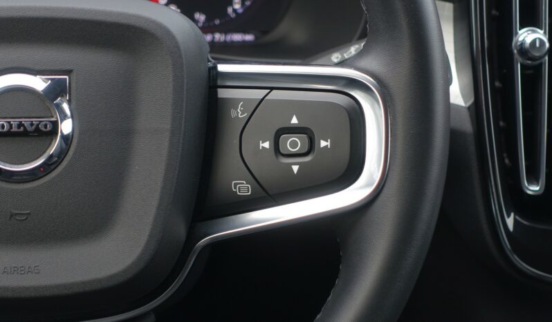 VOLVO XC 40 T4 HYBRIDE RECHARGEABLE GEARTRONIC 211 CH INSCRIPTION complet