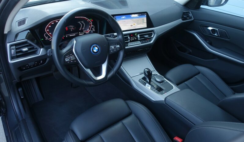 BMW 330 E HYBRIDE RECHARGEABLE 292 CH complet