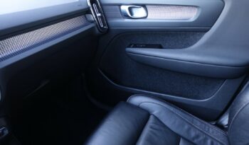 VOLVO XC 40 T4 HYBRIDE RECHARGEABLE GEARTRONIC 211 CH  R-DESIGN complet