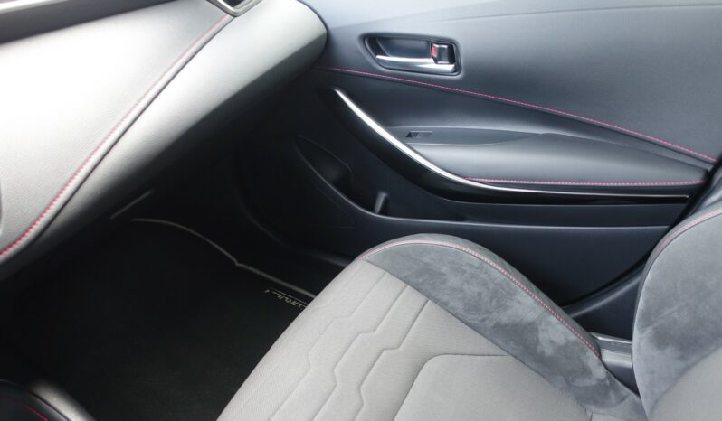 TOYOTA COROLLA 2.0 VVT-i 16V 184h Hybride  JBL EDITION complet