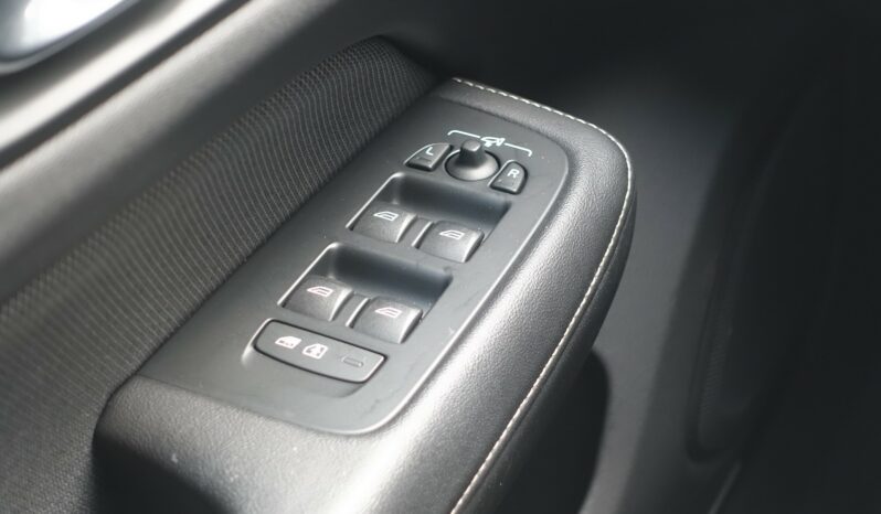 VOLVO V 60 D3 2.0 L GEARTRONIC 150CH R-DESIGN complet