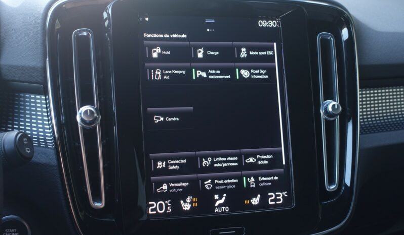 VOLVO XC 40 T4 HYBRIDE RECHARGEABLE GEARTRONIC 211 CH  R-DESIGN complet