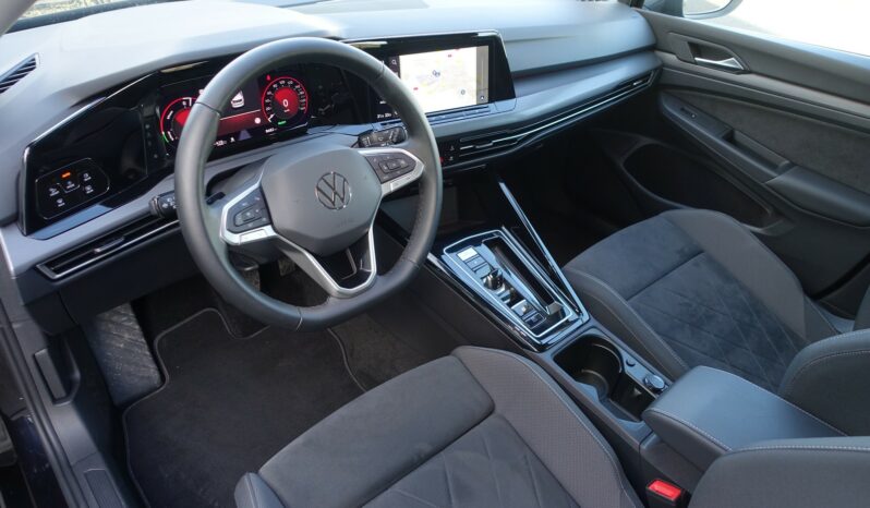 VOLKSWAGEN GOLF VIII HYBRIDE RECHARGEABLE 204 CH  STYLE complet