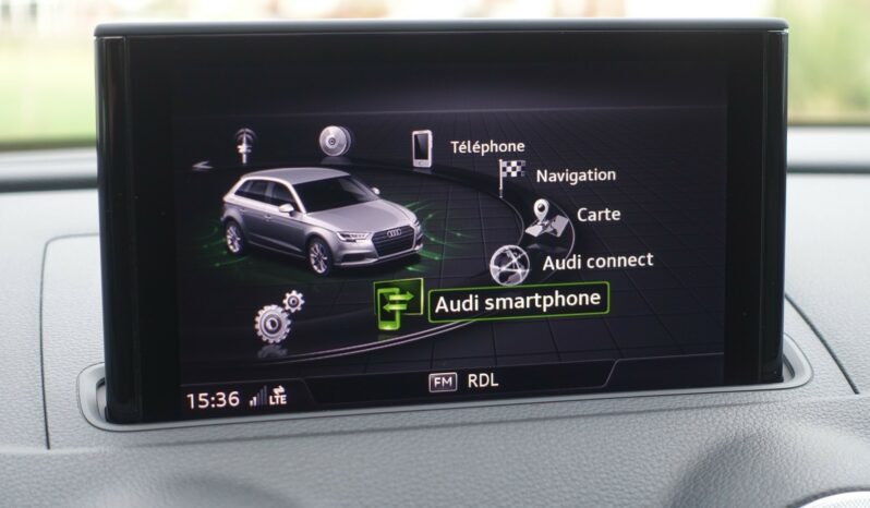 AUDI A3 SPORTBACK 30 TFSI  S-LINE complet