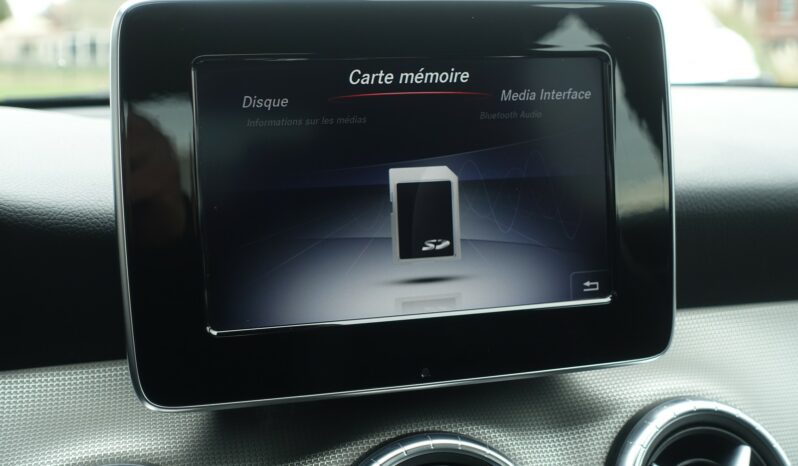 MERCEDES CLASSE CLA 180 I BERLINE 7G-DCT complet