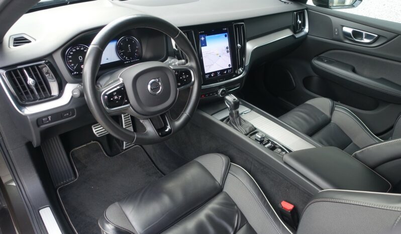 VOLVO V 60 D3 2.0 L GEARTRONIC 150CH R-DESIGN complet