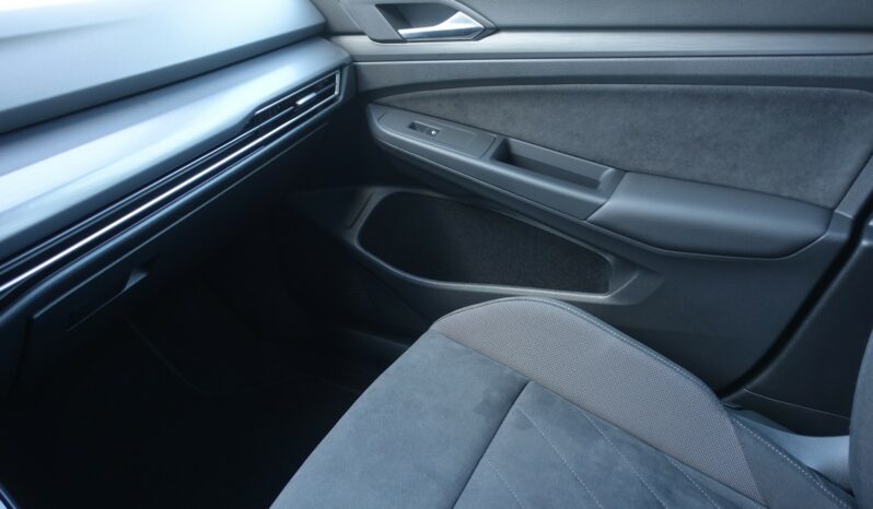 VOLKSWAGEN GOLF VIII HYBRIDE RECHARGEABLE 204 CH  STYLE complet