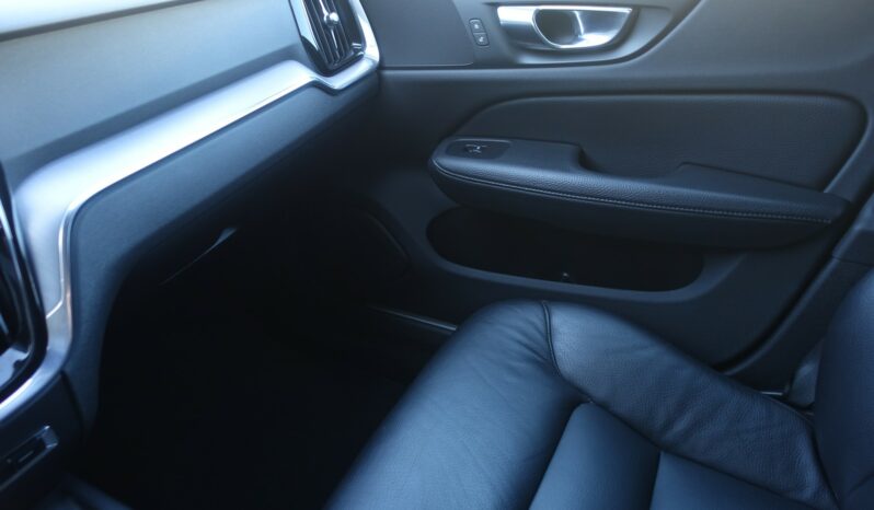 VOLVO V 60 D3 2.0 L 150CH MOMENTUM complet