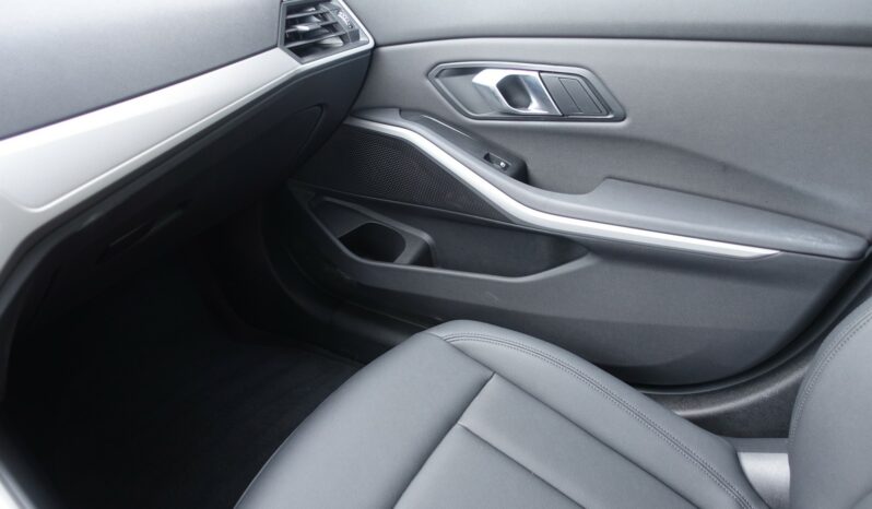 BMW 318 DA TOURING 150 CH SERIE 3 BVA complet