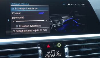 BMW 320 E BERLINE HYBRIDE RECHARGEABLE PACK M complet