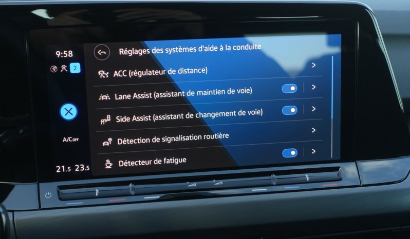 VOLKSWAGEN GOLF VIII HYBRIDE RECHARGEABLE 204 CH  STYLE complet