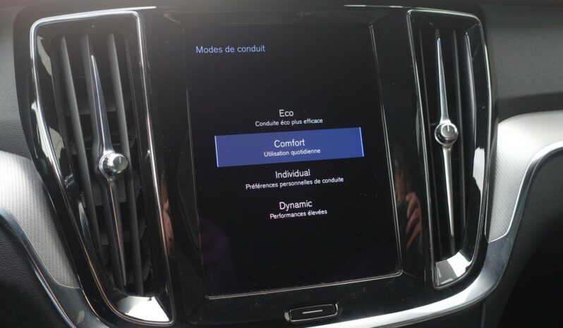 VOLVO V 60 D3 2.0 L GEARTRONIC 150CH R-DESIGN complet