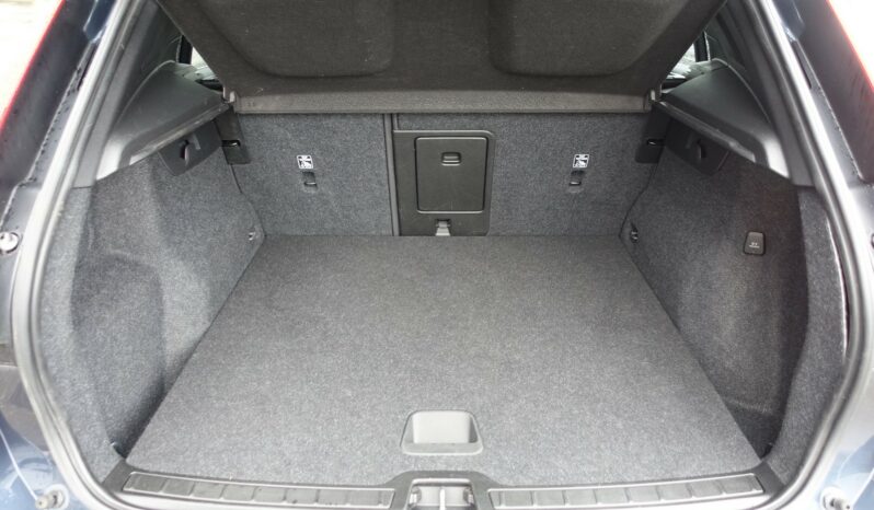 VOLVO XC 40 T4 HYBRIDE RECHARGEABLE GEARTRONIC 211 CH  INSCRIPTION complet