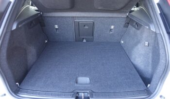 VOLVO XC 40 T4 HYBRIDE RECHARGEABLE GEARTRONIC 211 CH  R-DESIGN complet