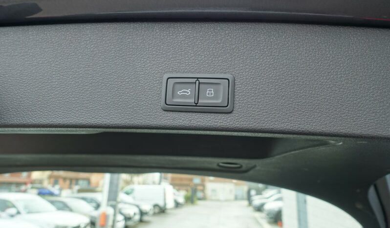 AUDI Q2 35 TFSI S-TRONIC 150CH S-LINE complet