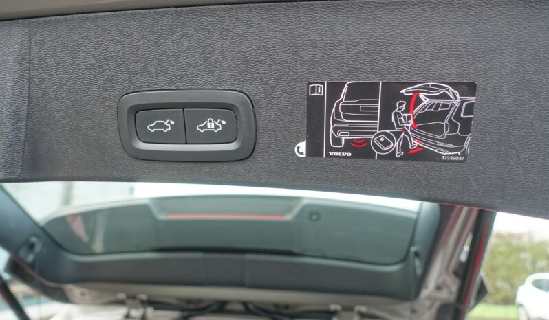 VOLVO XC 40 T4 HYBRIDE RECHARGEABLE GEARTRONIC 211 CH INSCRIPTION complet