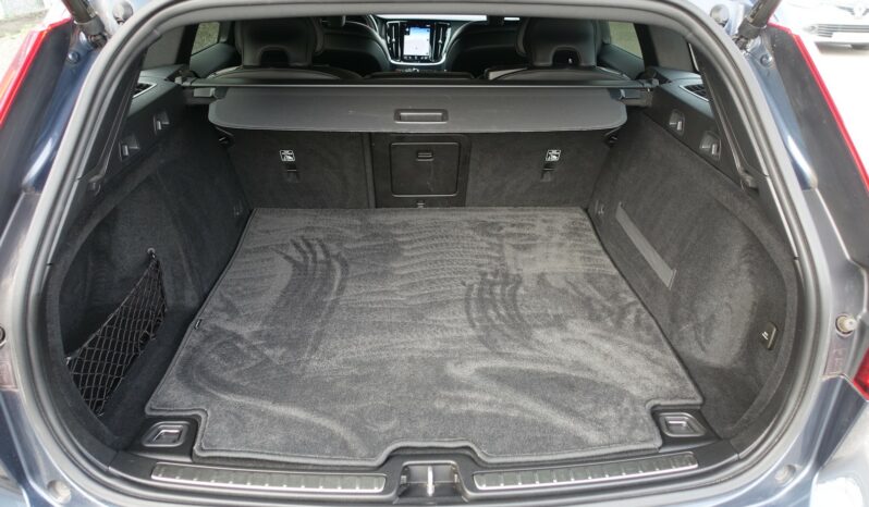 VOLVO V 60 D3 2.0 L GEARTRONIC 150CH R-DESIGN complet