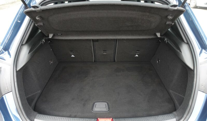 MERCEDES CLASSE A 250 E BERLINE 218 CH EQ POWER HYBRIDE 8G-DCT complet