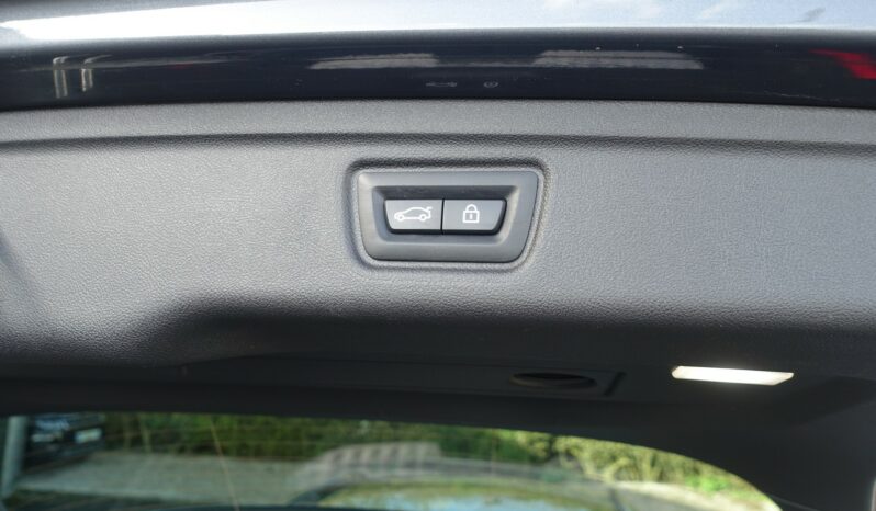 BMW 330 EA TOURING X-DRIVE HYBRIDE RECHARGEABLE BVA 292 CH PACK M complet