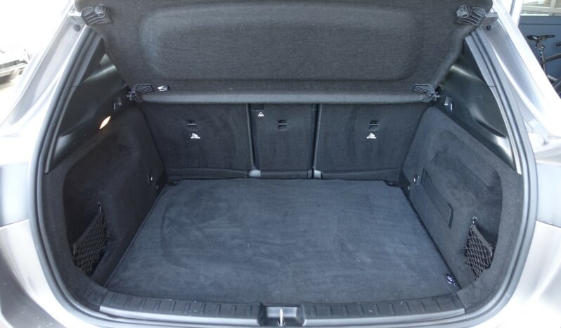 MERCEDES CLASSE GLA 250 E HYBRIDE RECHARGEABLE 262 CH AMG-LINE complet