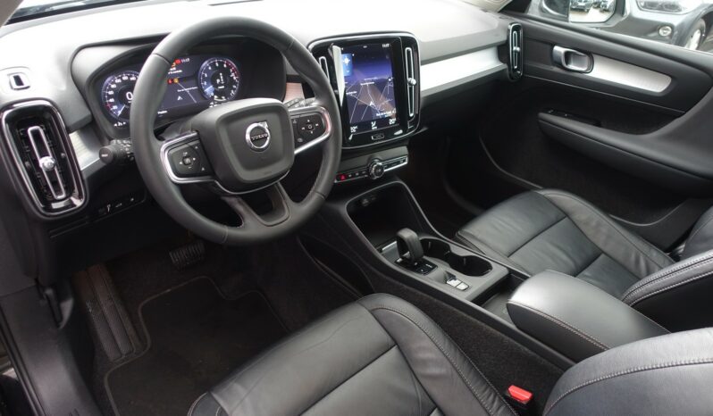 VOLVO XC 40 T4 HYBRIDE RECHARGEABLE GEARTRONIC 211 CH  INSCRIPTION complet