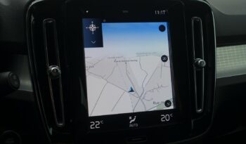 VOLVO XC 40 T4 HYBRIDE RECHARGEABLE GEARTRONIC 211 CH  INSCRIPTION complet