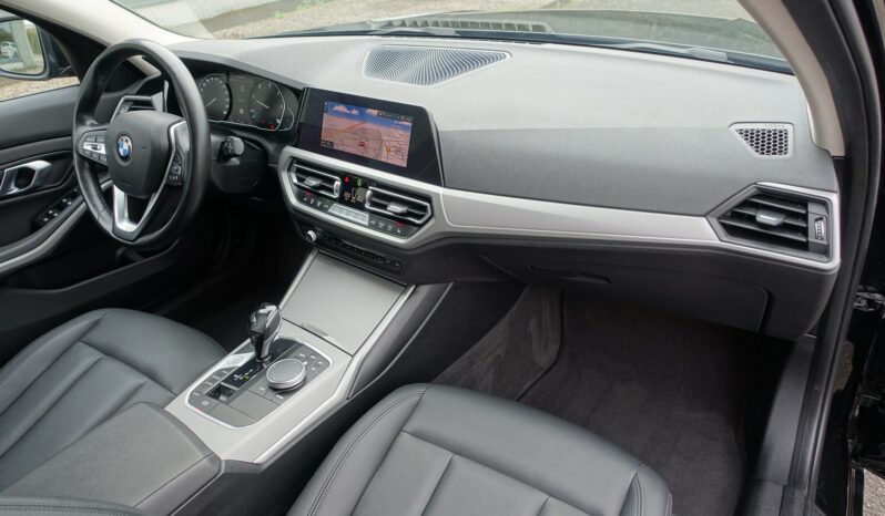 BMW 318 DA TOURING SERIE 3 MHEV BVA complet