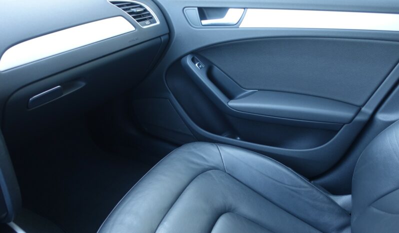 AUDI A4 AVANT 2.0L TDI complet