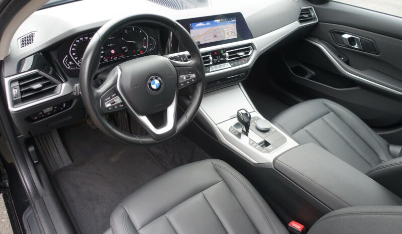 BMW 318 DA TOURING SERIE 3 MHEV BVA complet